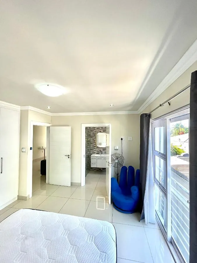 Stylish, Large & Modern Villa In Claremont Cape Town
